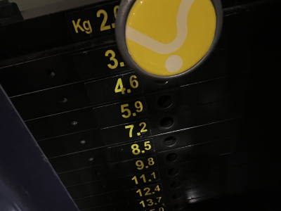 7735