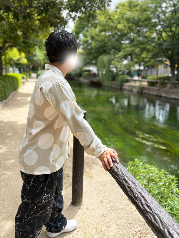亮